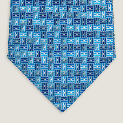 339354T 09_wornsquare_1?size= 339354T 09_wornsquare_1?size=